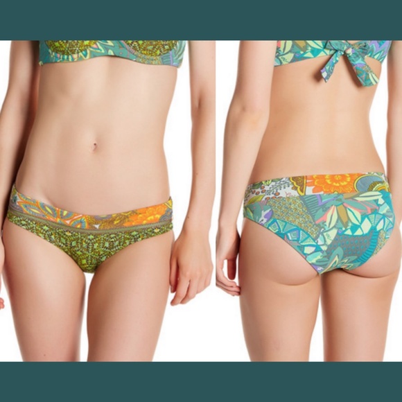 NEW!‎ Maaji Route Sixty Signature Cut Reversible Bikini Bottom [SZ Small ] - Picture 1 of 8